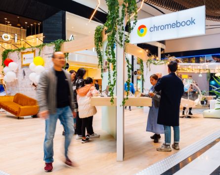 Google Chromebook shall go to the mall